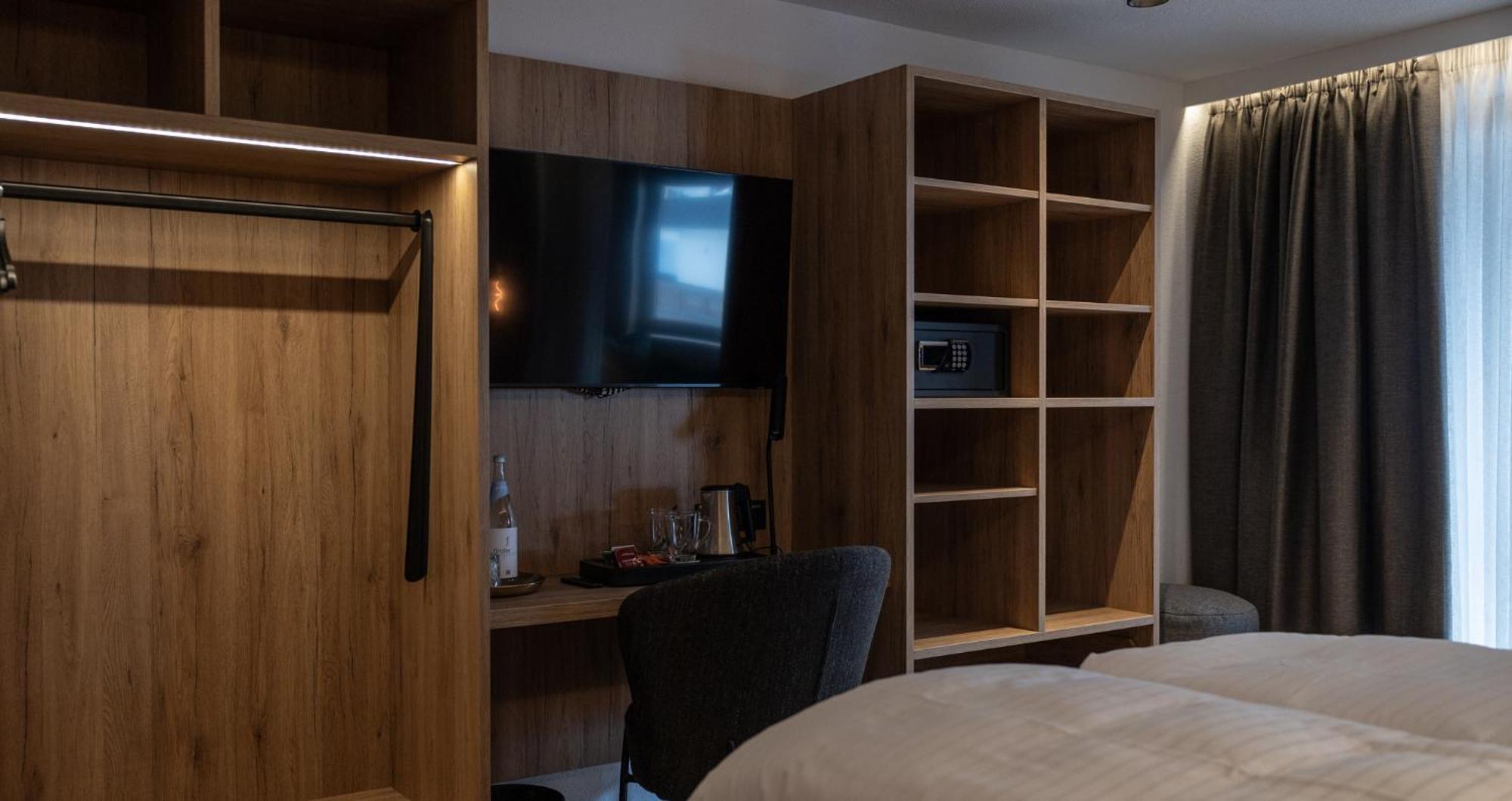 Hotel Lamtana อิสชเกิล ภายนอก รูปภาพ